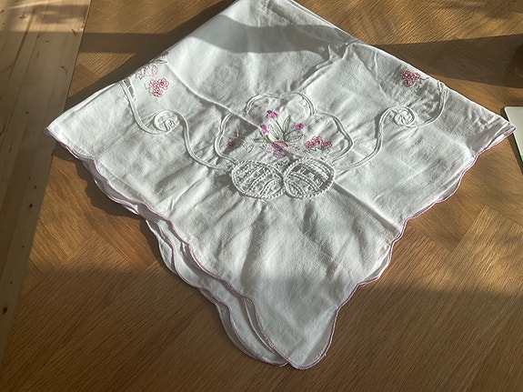 Product image 1 of 5