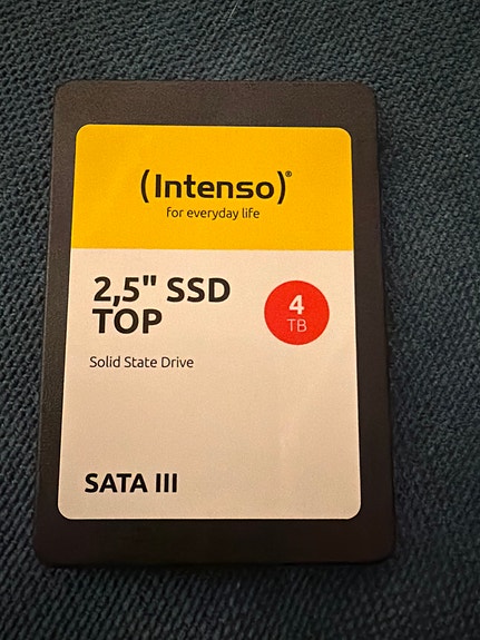 Product image 1 of 3