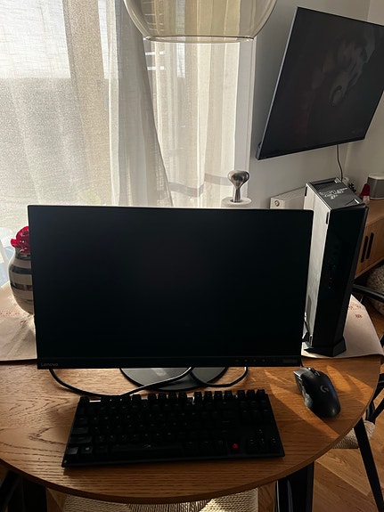 Product image 1 of 4