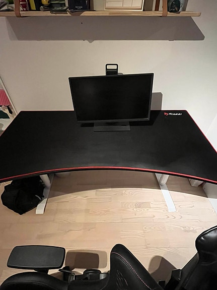 Product image 1 of 8