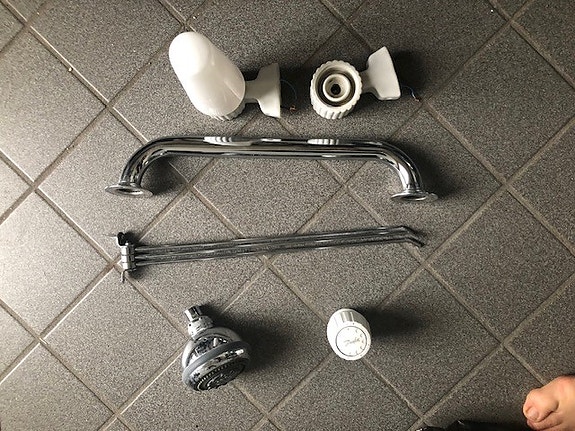 Product image 1 of 3