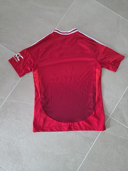 Product image 1 of 9