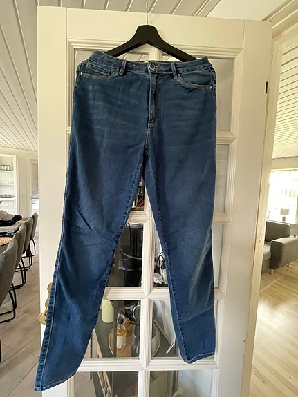 Product image 10 of 11