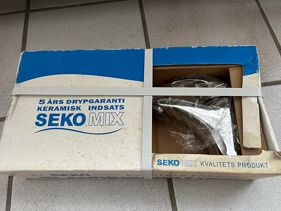 Product image 1 of 7