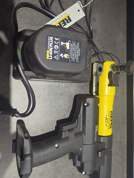 Product image 1 of 8