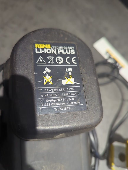 Product image 2 of 8