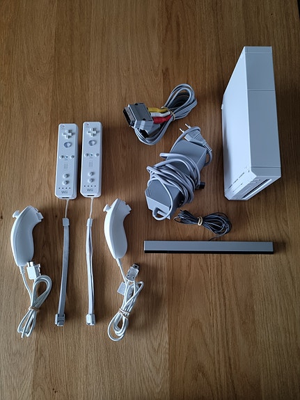 Product image 1 of 10