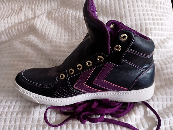 Product image 1 of 6