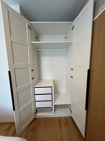 Product image 1 of 9