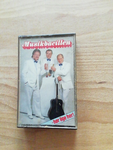 Product image 1 of 5