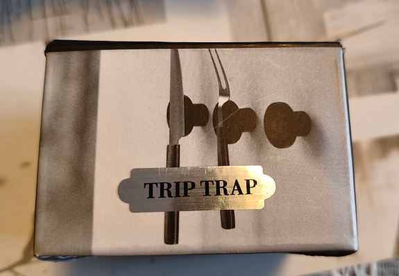 Product image 1 of 3