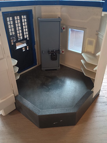 Product image 6 of 8