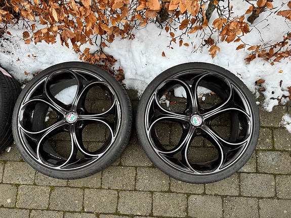 Product image 1 of 7