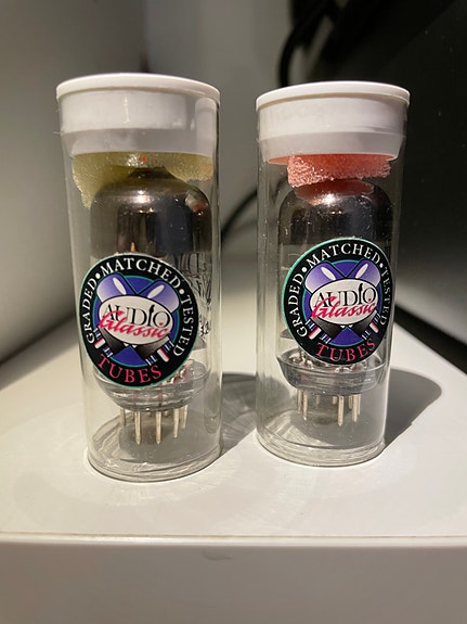 Product image 1 of 3