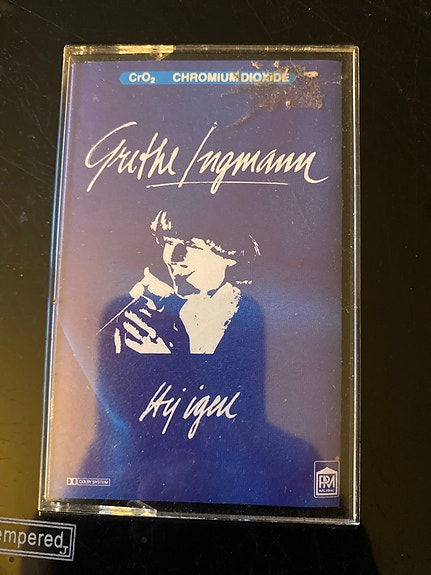 Product image 1 of 2