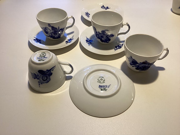 Product image 1 of 6