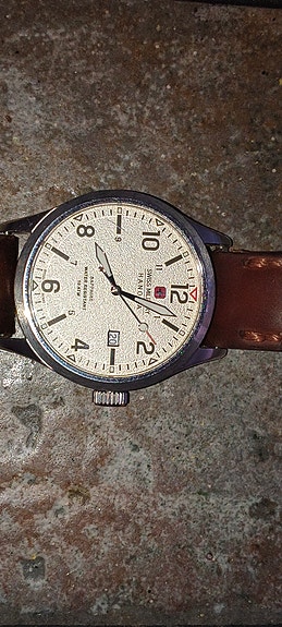 Product image 14 of 37