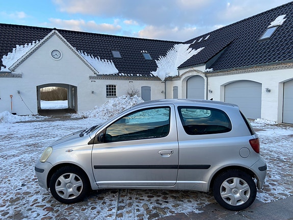 Toyota Yaris 2003 photo 5