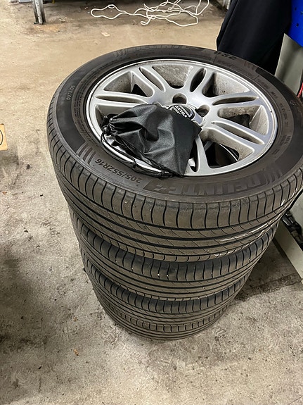 Product image 1 of 6