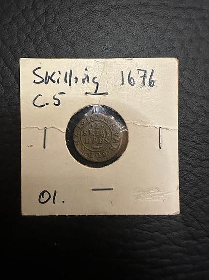 Product image 1 of 4