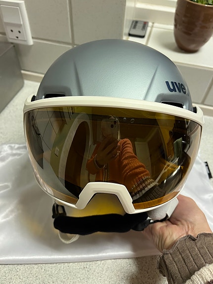 Product image 1 of 9