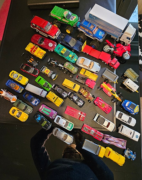 Product image 1 of 2