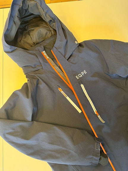 Product image 1 of 8