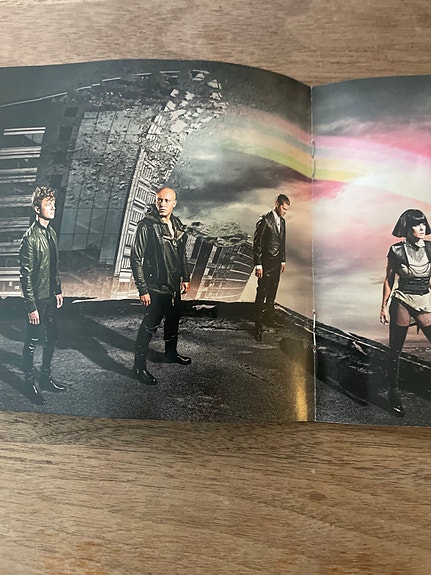 Product image 9 of 10