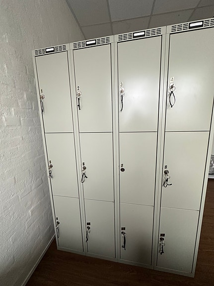 Product image 1 of 9