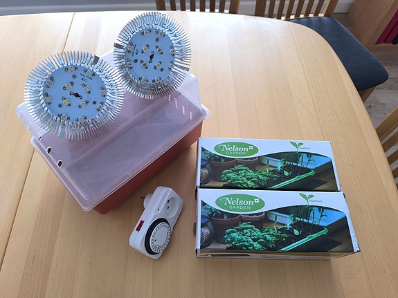 Product image 1 of 2