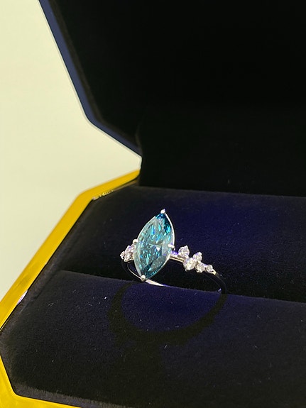 Product image 1 of 6