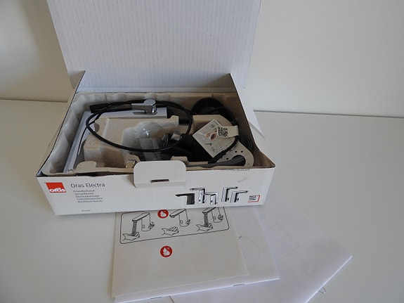 Product image 1 of 2