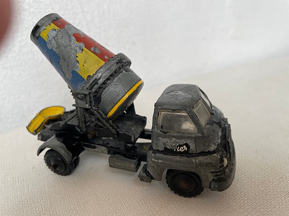 Product image 1 of 4