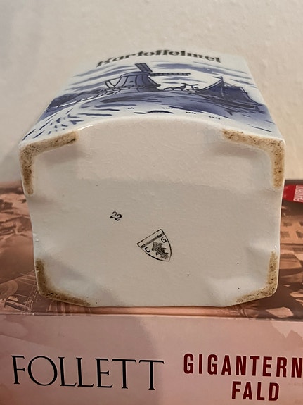 Product image 8 of 9