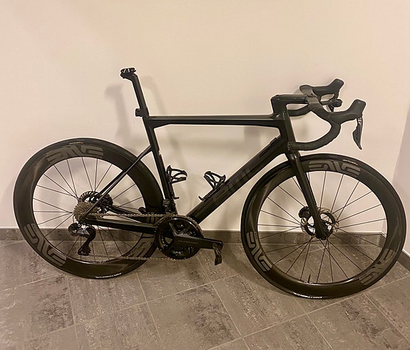 Product image 1 of 9