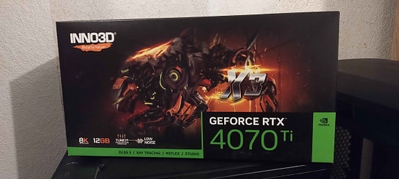 Product image 1 of 3