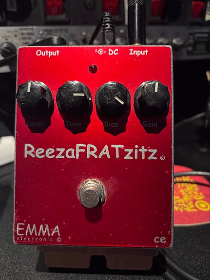 Emma ReezaFRATzitz (original) | DBA