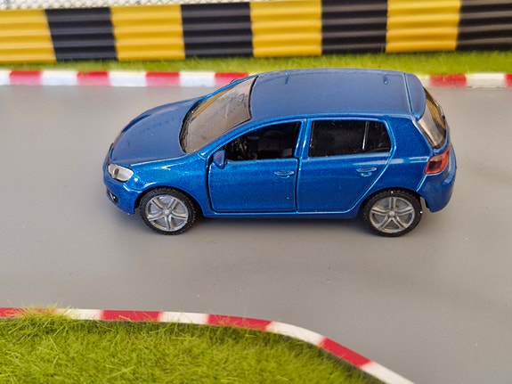 Product image 1 of 5