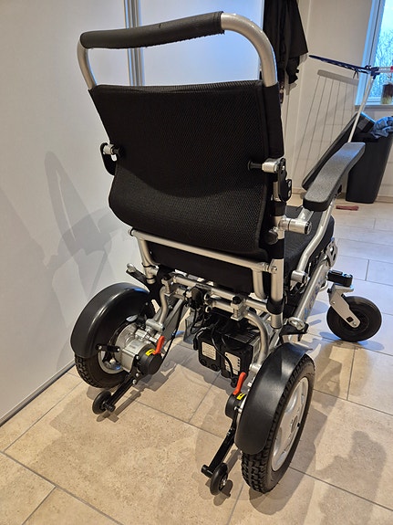 Product image 3 of 6