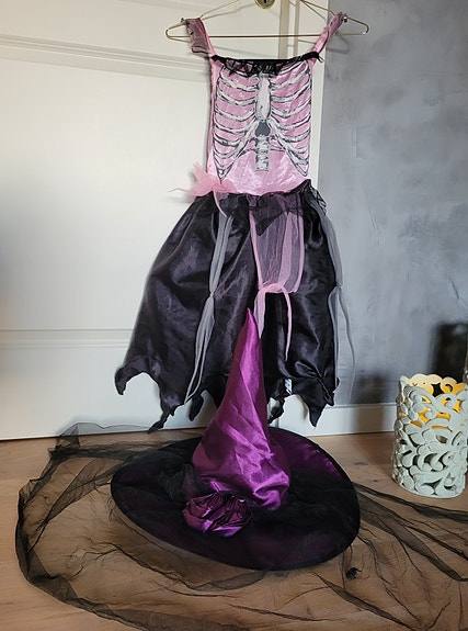 Product image 1 of 8