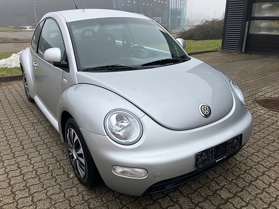 VW New Beetle
