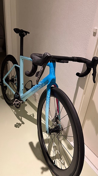 Product image 1 of 7