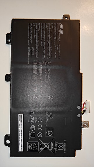 Product image 1 of 2