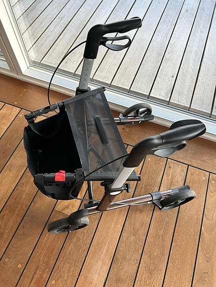 Product image 2 of 9