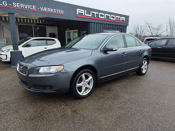 Volvo S80