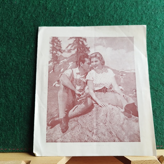 Product image 1 of 5