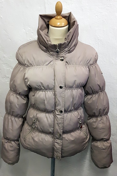 Product image 1 of 7