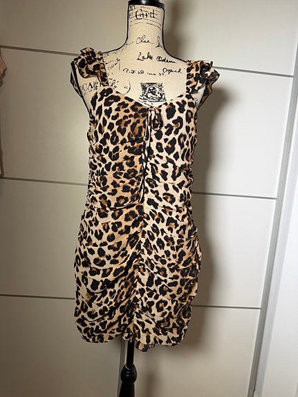 Product image 1 of 7