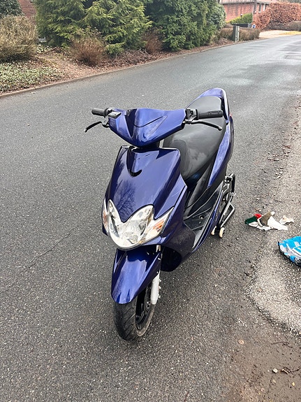 Product image 2 of 9