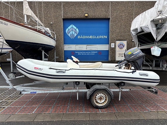 Valiant D-380 Ribbåd